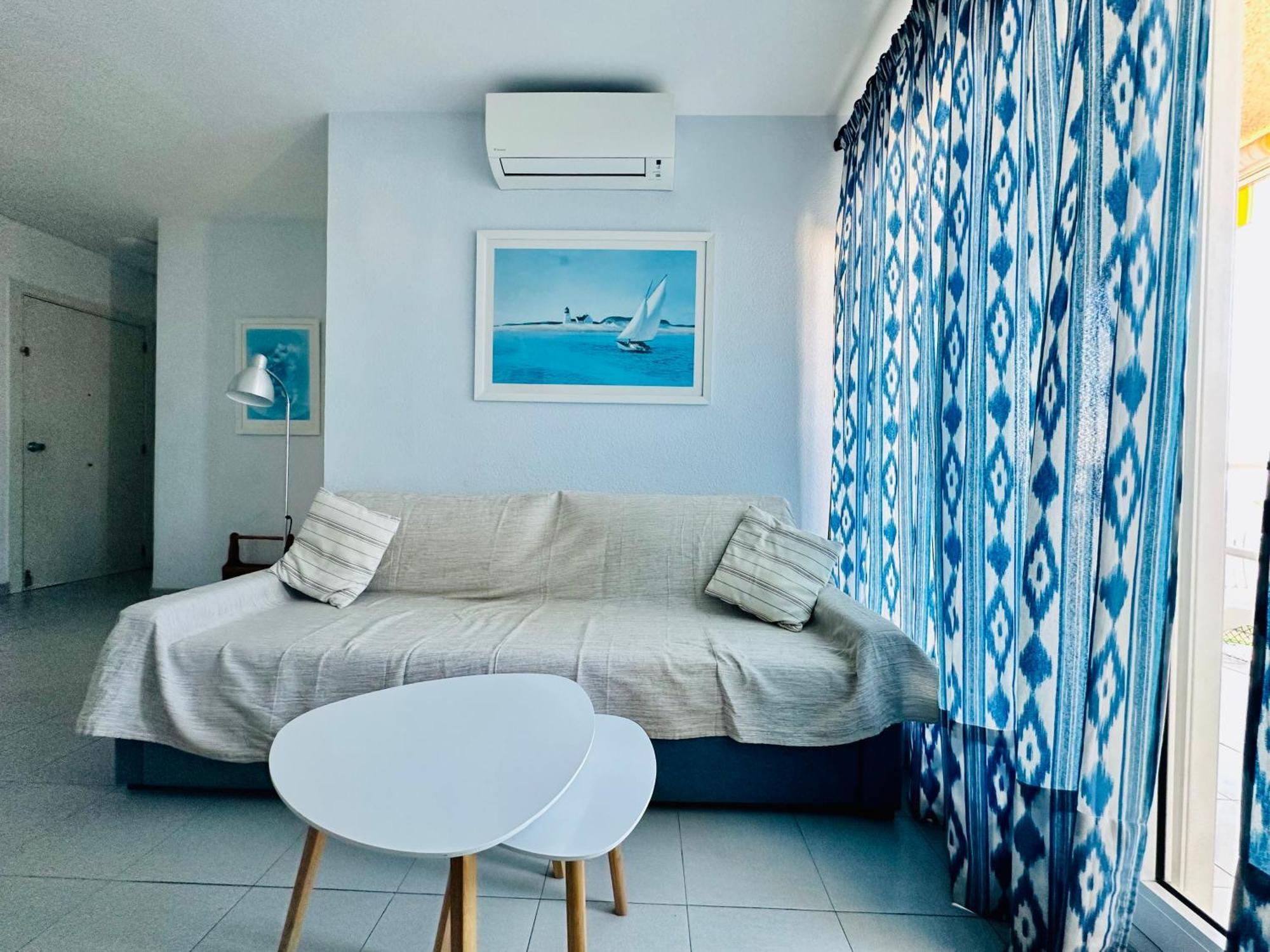 Global Immo 2079 Rocmar Apartman Roses Kültér fotó